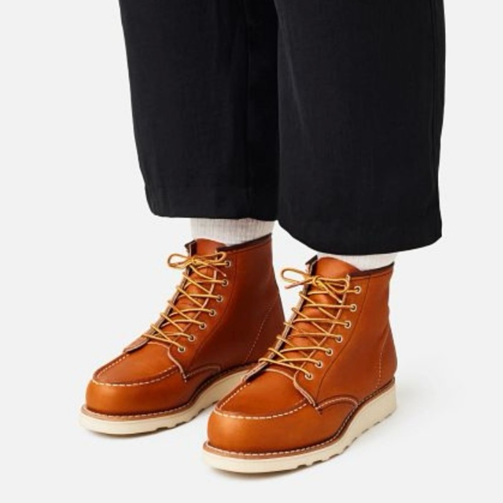 6-INCH CLASSIC MOC
WOMEN'S SHORT BOOT IN ORO LEGACY LEATHER